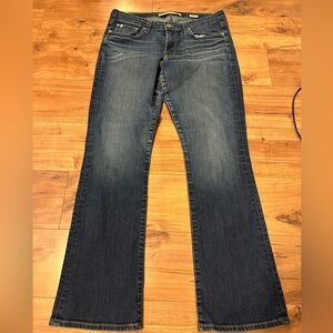 Straight cut blue jeans